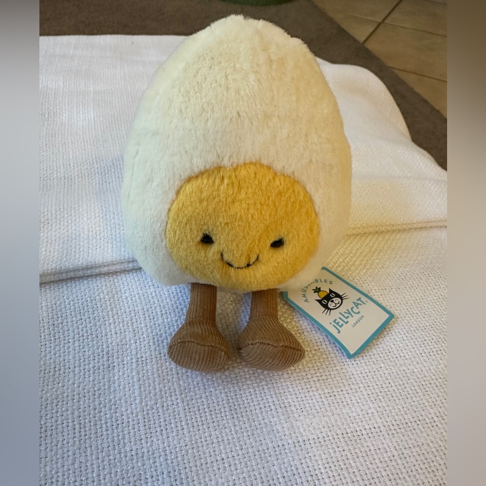 AUTHENTIC Amuseable Jellycat Happy Boiled EGG - NWT - SOLD OUT